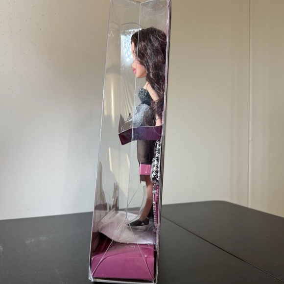 2006 Bratz Birthday Bash Phoebe New in‎ Box - Picture 3 of 6